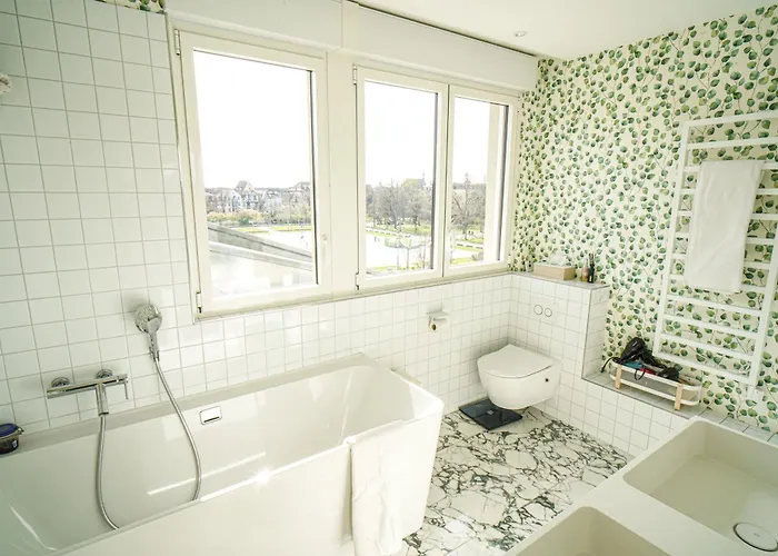 Le 8 Republique Climatise Parking Gratuit コルマール